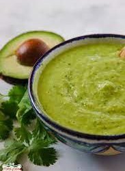 Como hacer salsa verde de aguacate